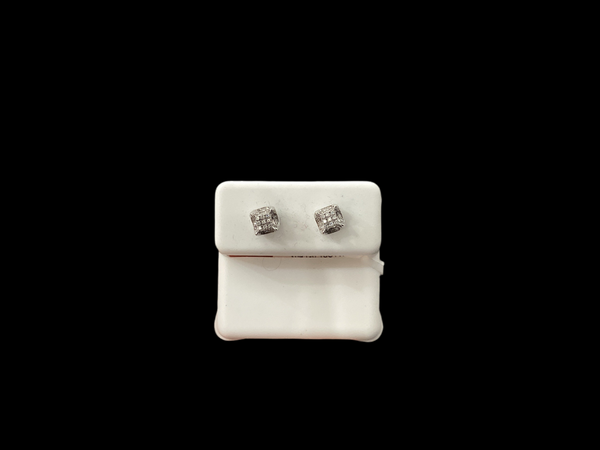 Jordan Jewelers 10 kt Gold Earrings Natural Diamonds 0.10 Ctw