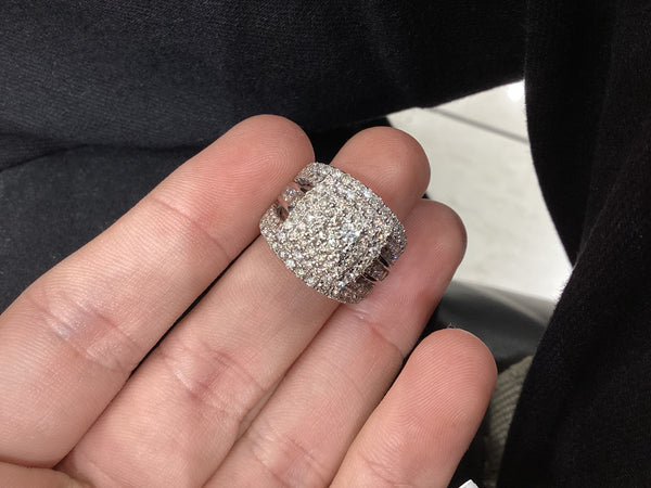 Jordan Jewelers 10 kt gold Natural diamond Ring 3.00 Ctw