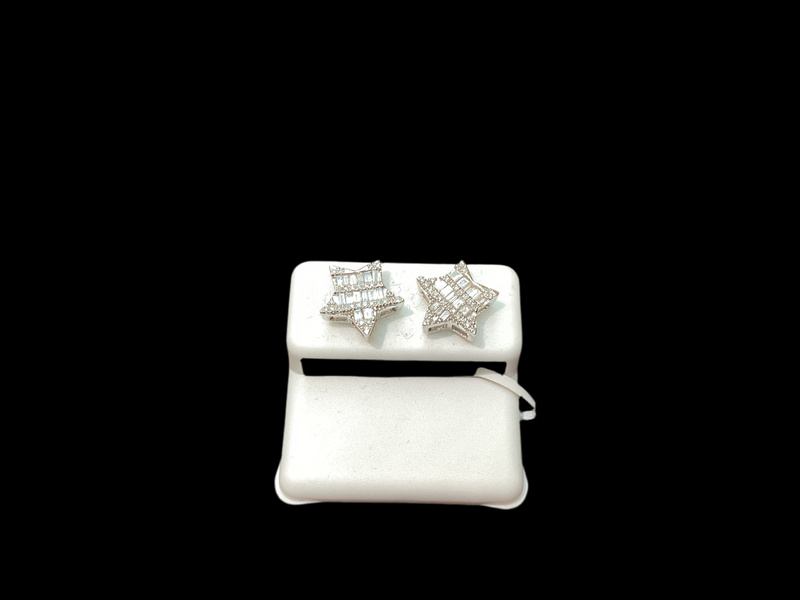 Jordan Jewelers 10 kt Gold Earrings Natural Diamonds 0.5 Ctw