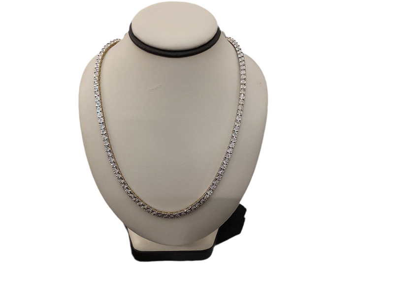 Jordan Jewelers 10 kt gold Natural diamond necklace  1.85 Ctw