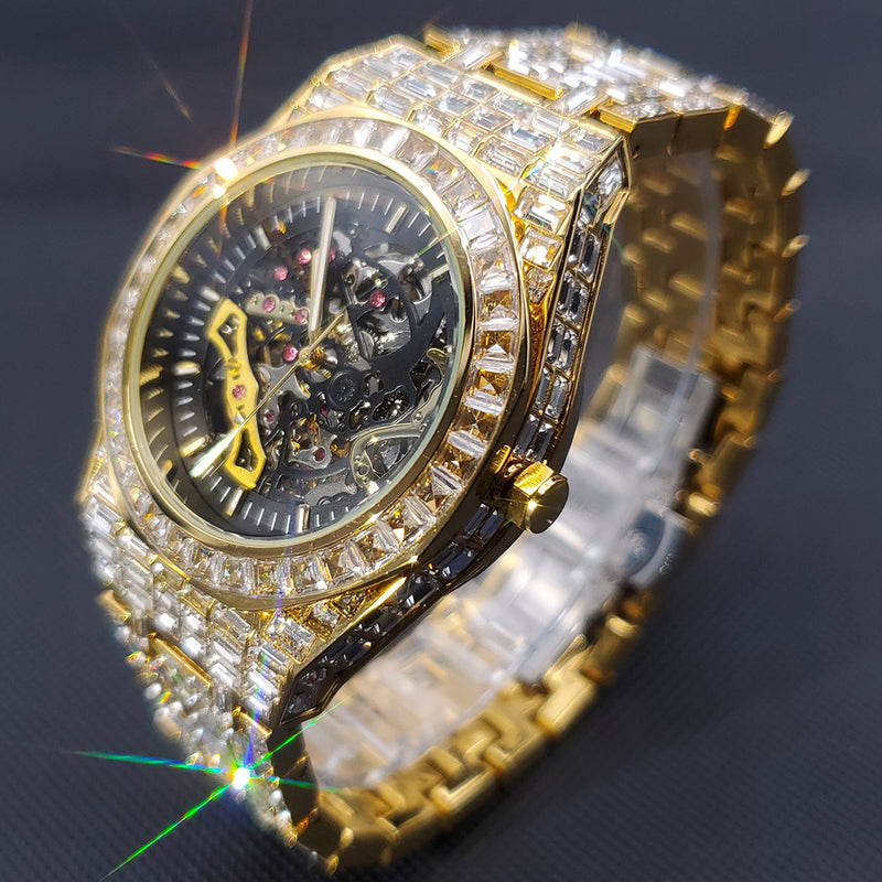 Hip Hop Luxury Sports Full Diamond Men's And Women's Watch