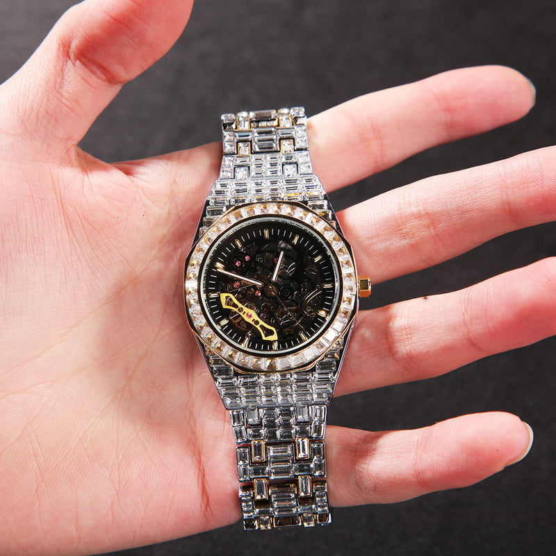 Hip Hop Luxury Sports Full Diamond Men's And Women's Watch